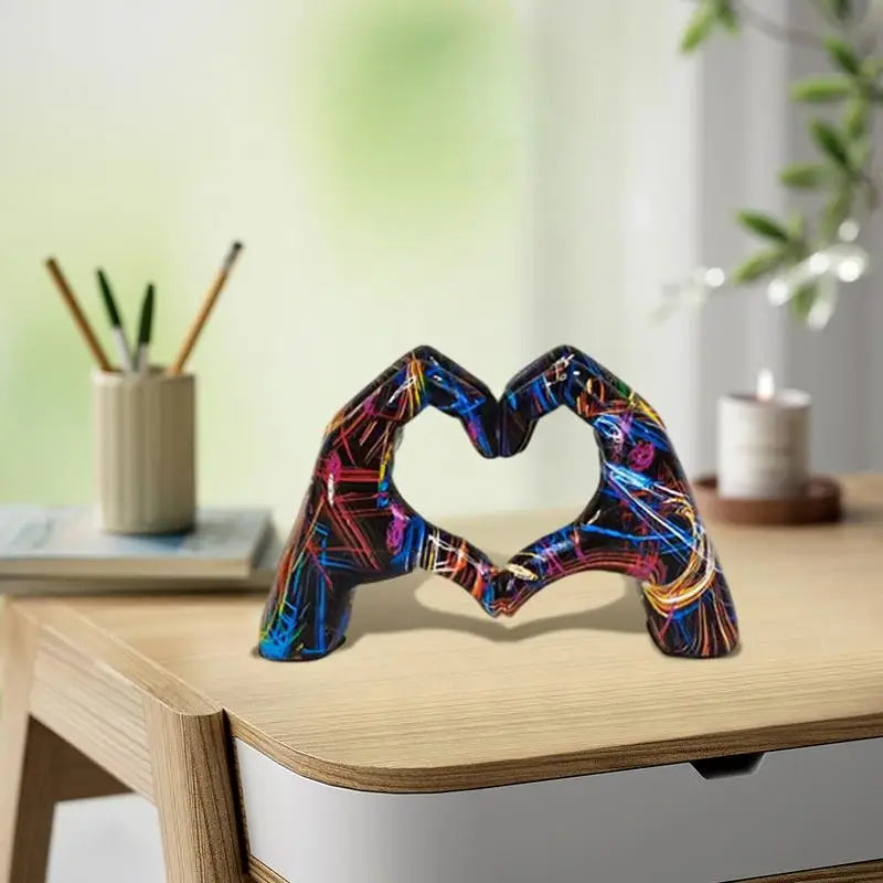 Creative Heart Gesture Sculpture Resin Abstract Hand Love Statue Figurines Wedding Home Living Room Desktop Decoration