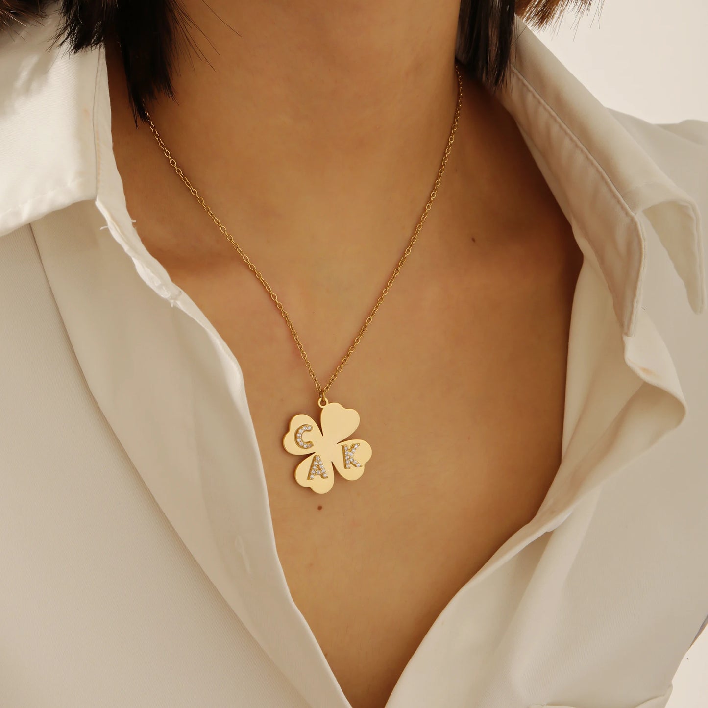 Qitian Clover Necklace With Zircon Letter For Women Personalized Clover Name Letter Pendant Jewelry Christmas Gift ForGirlfriend