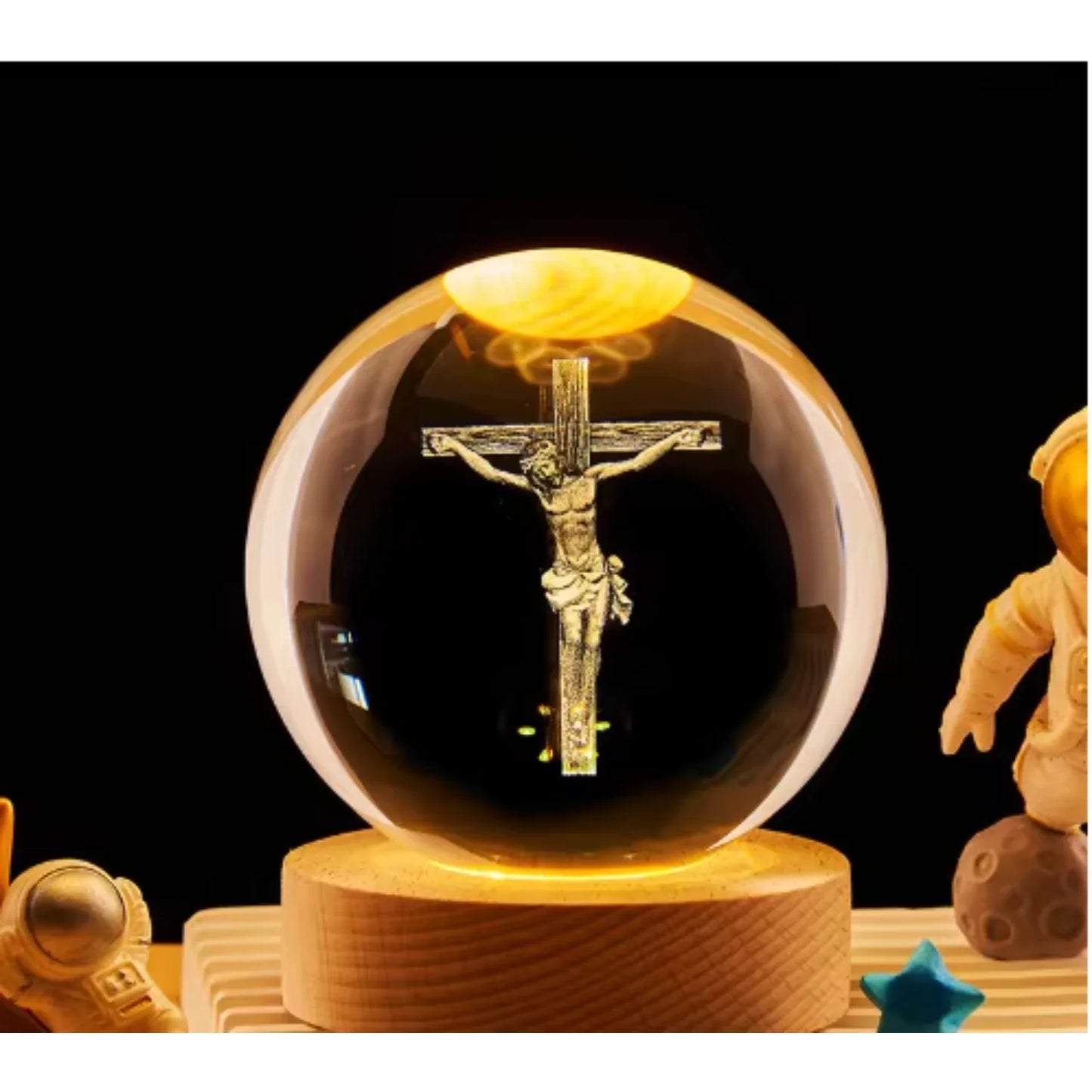 Christmas Decorations - Luxury personalized glass crystal ball with wooden base