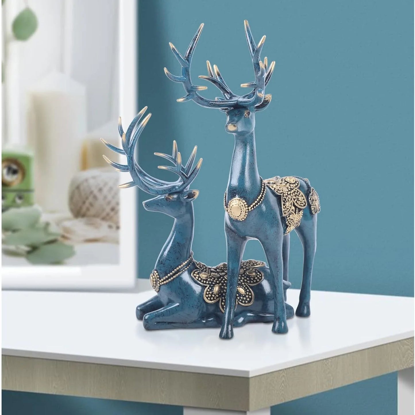 2Pcs Christmas Reindeer Figurines