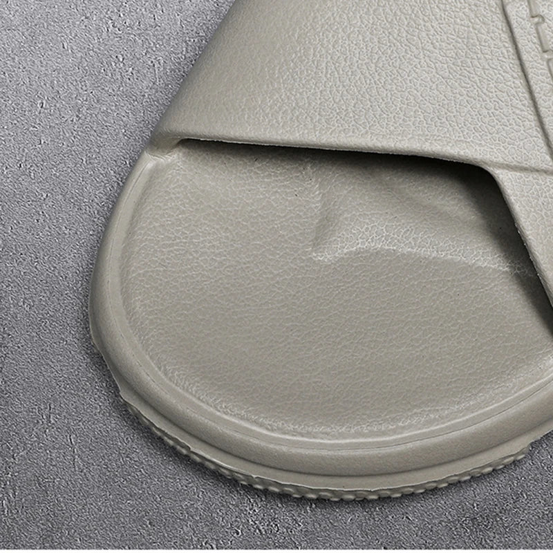 Slippers Anti Slip Thick Soled Summer Sandals for Men or women.  Outdoor Beach Shoes