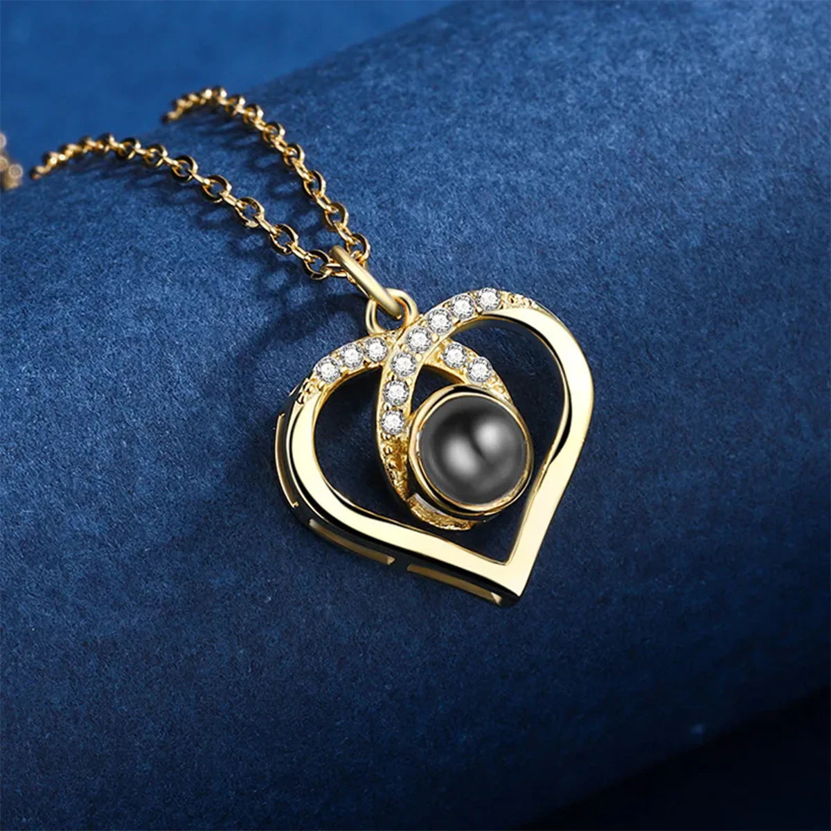 Customized Projection Necklace With Picture Inside