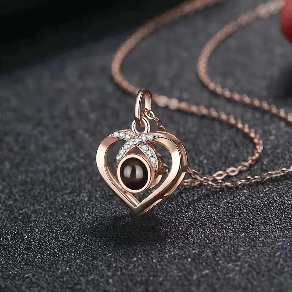 Customized Projection Necklace With Picture Inside