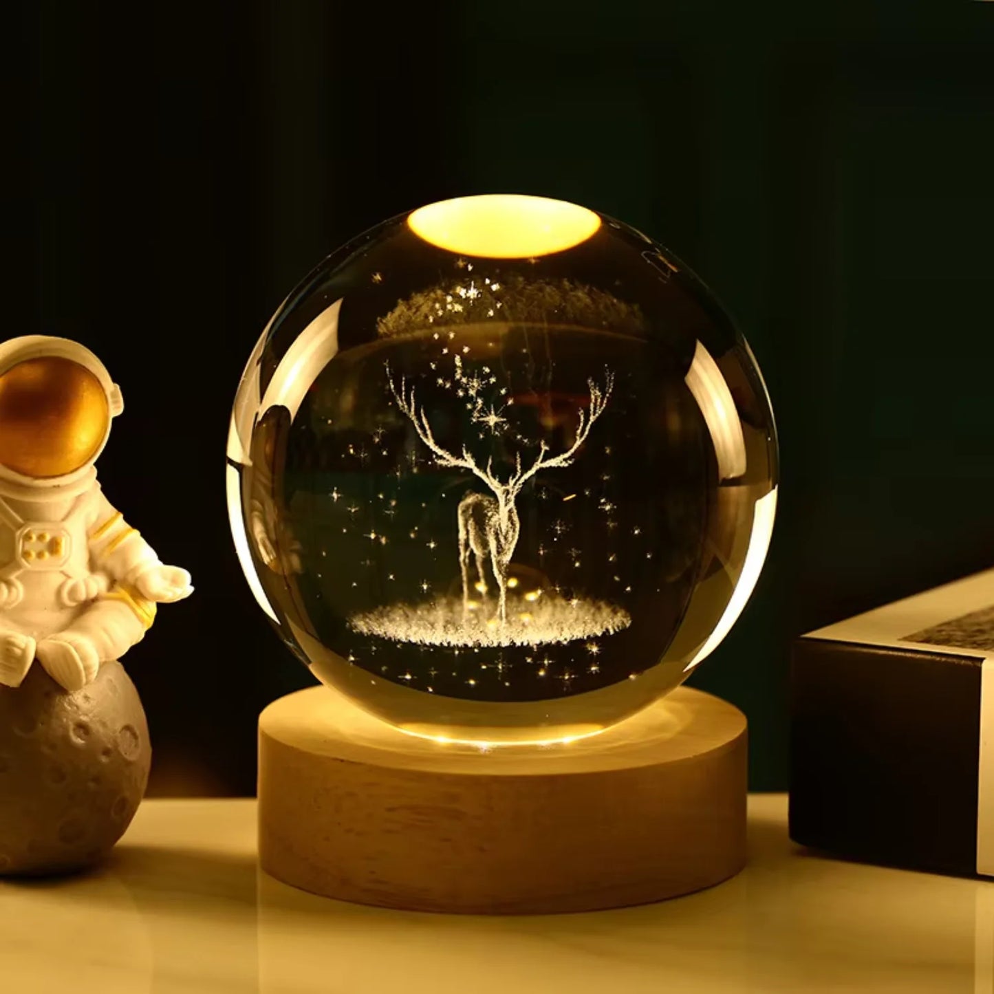Christmas Decorations - Luxury personalized glass crystal ball with wooden base